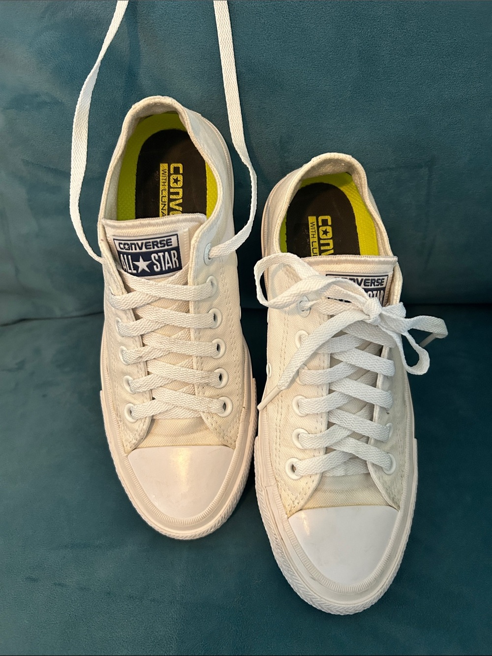 Converse White Low-Top Sneakers with Navy Tongue Label and Lime Insole